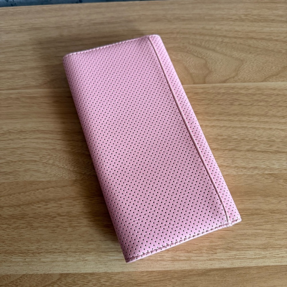 Pink Wallet - Picture 3 of 6